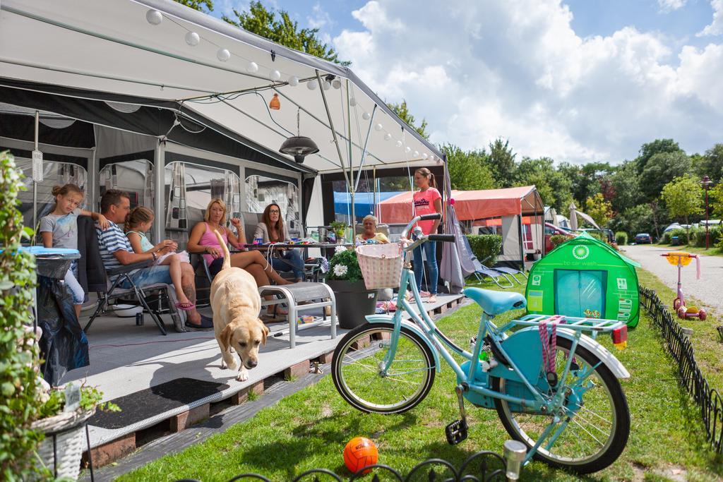 Oostappen Vakantiepark Prinsenmeer Bv Asten Bagian luar foto